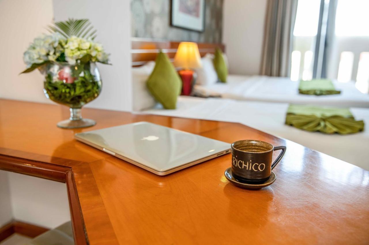 Richico Garden Beach Hotel Da Nang Bagian luar foto