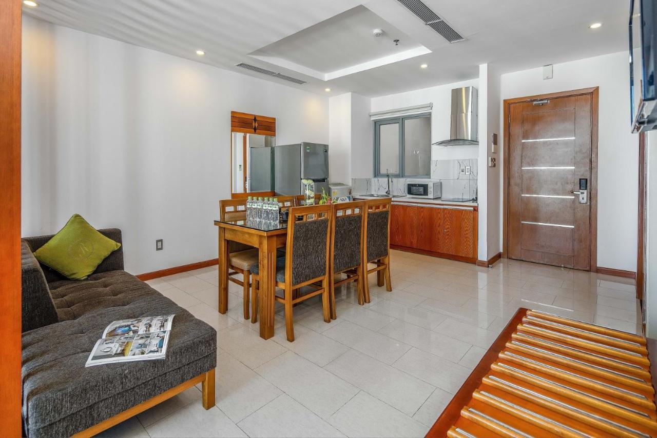 Richico Garden Beach Hotel Da Nang Bagian luar foto