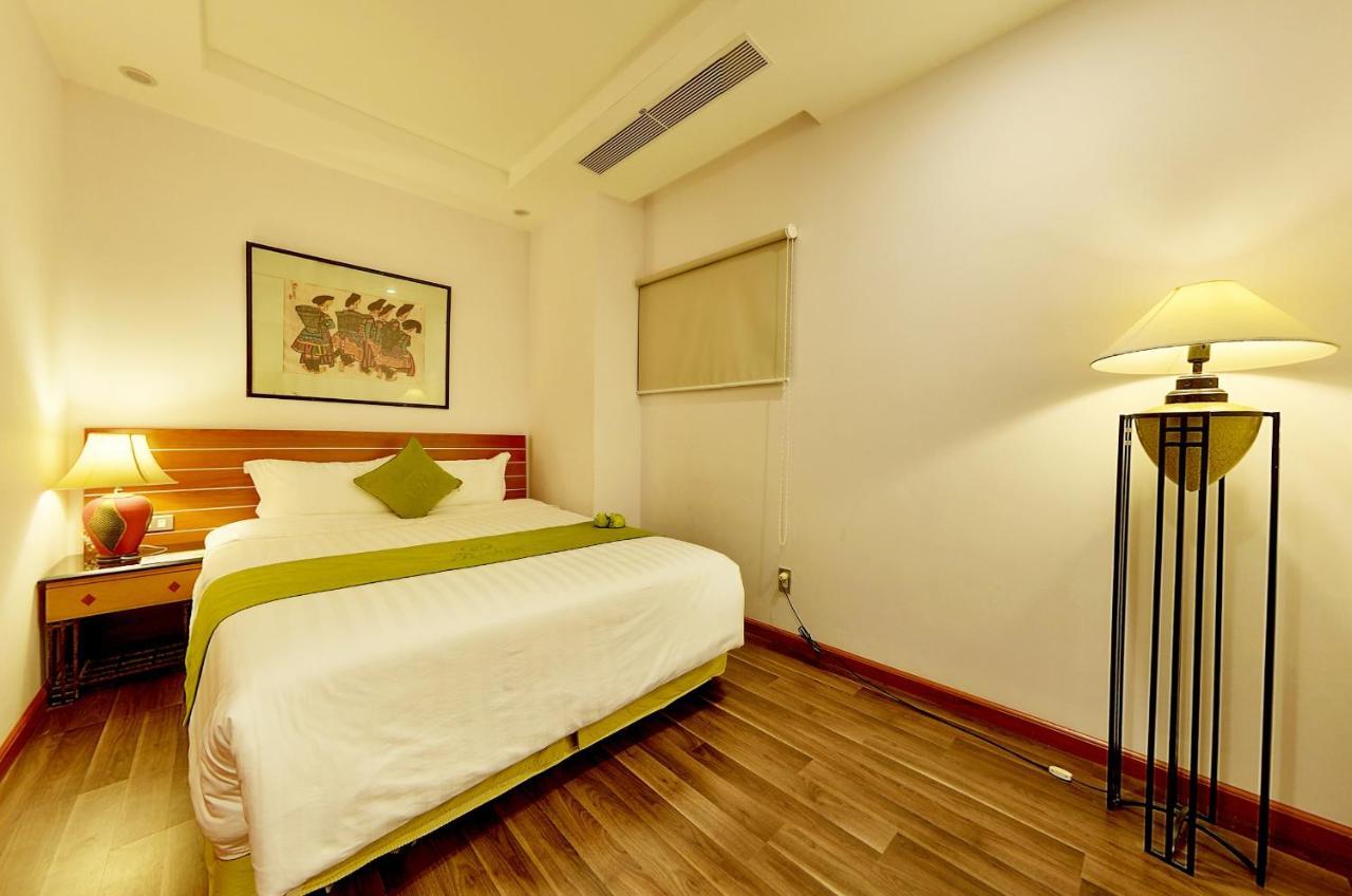 Richico Garden Beach Hotel Da Nang Bagian luar foto