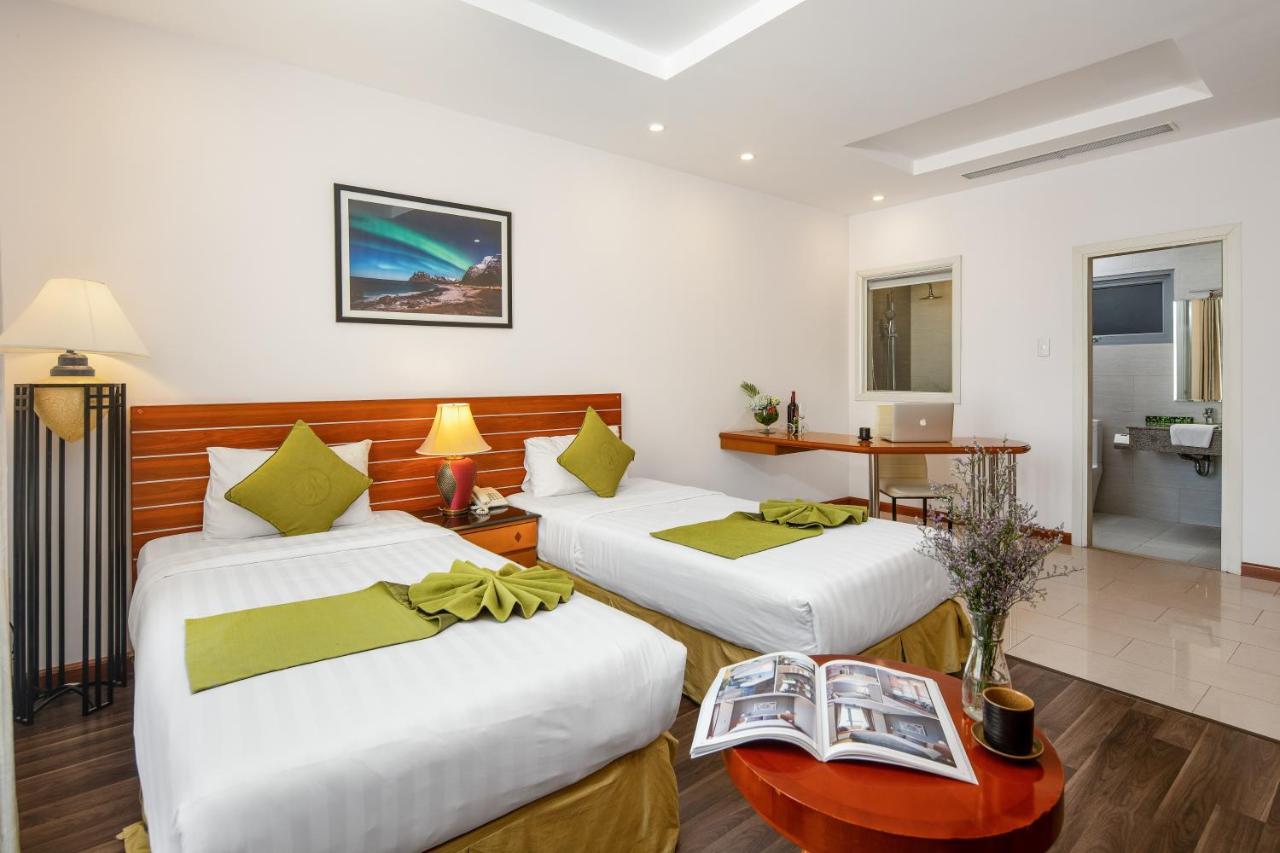 Richico Garden Beach Hotel Da Nang Bagian luar foto