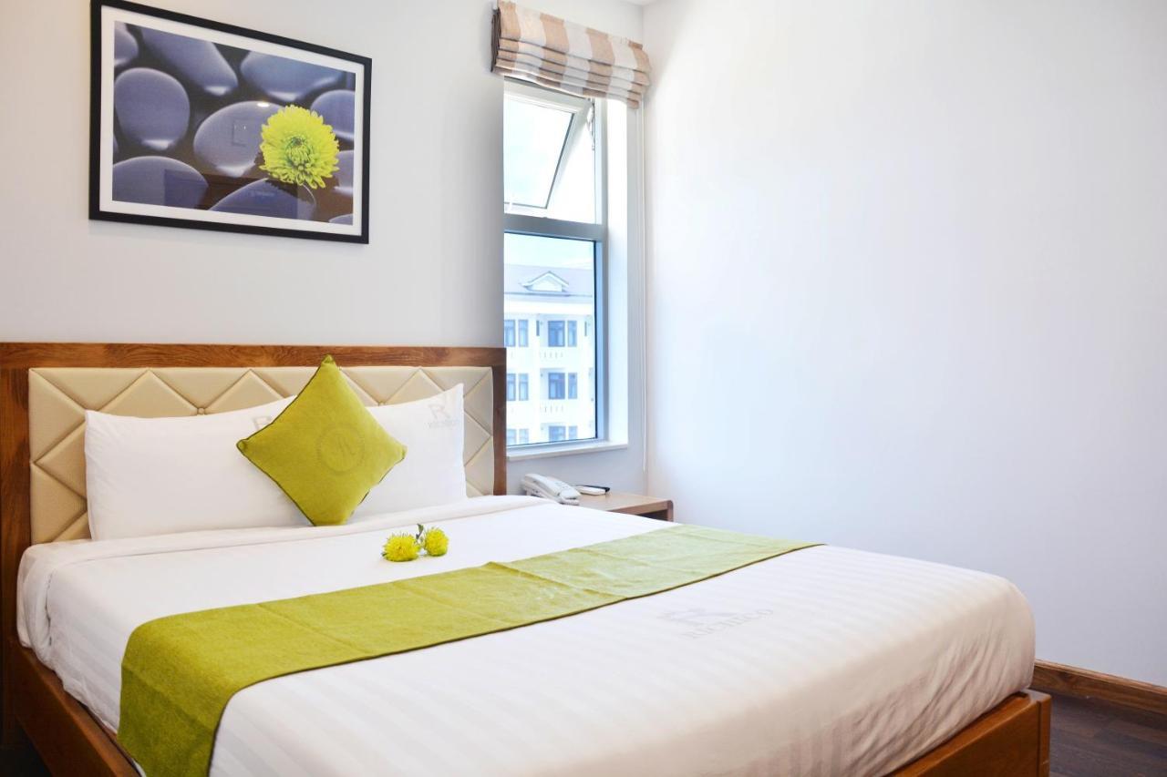 Richico Garden Beach Hotel Da Nang Bagian luar foto
