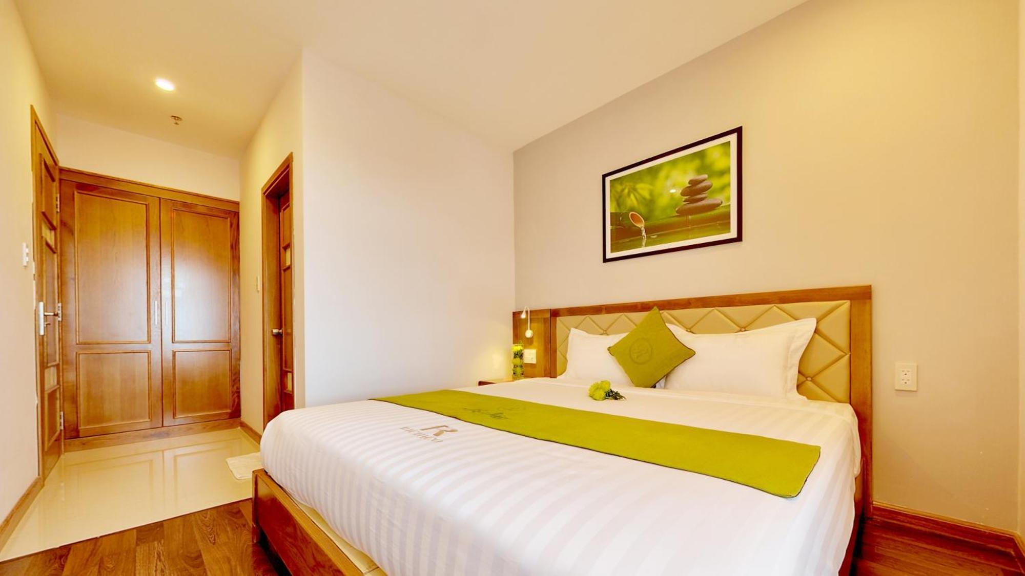 Richico Garden Beach Hotel Da Nang Bagian luar foto